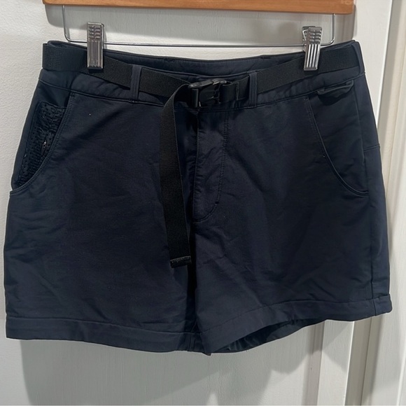 Outdoor Voices RecTrek Shorts Black Women’s| High-Rise Hiking & Everyday Short - Picture 3 of 7